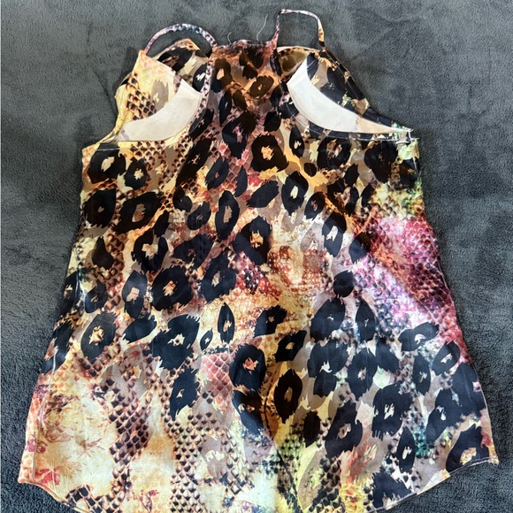 Stylish Multicolor Top - Picture 2 of 2